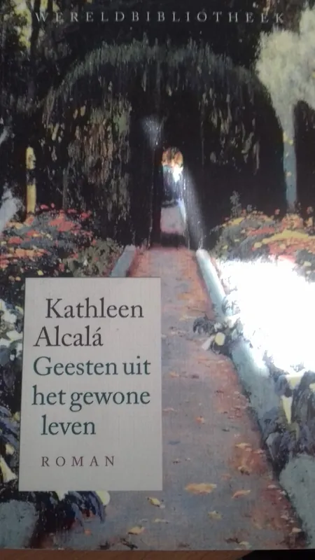 Shop Nu Geesten uit het gewone leven - K. Alcala