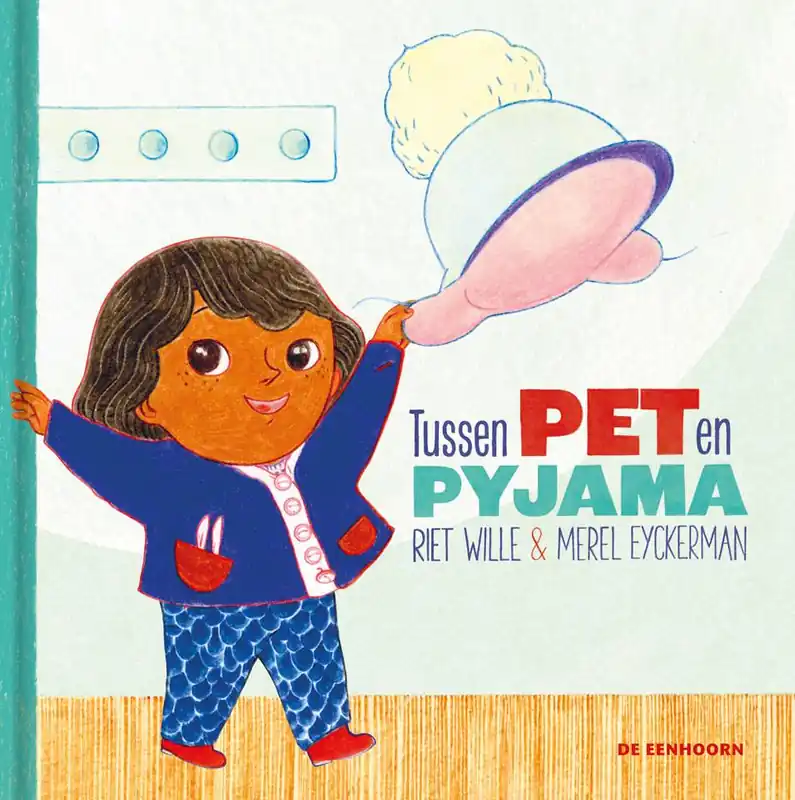 Tussen pet en pyjama / Druk 1 Finale Uitverkoop