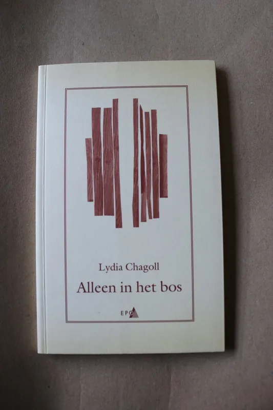 Nieuw Alleen in het bos - Lydia Chagoll
