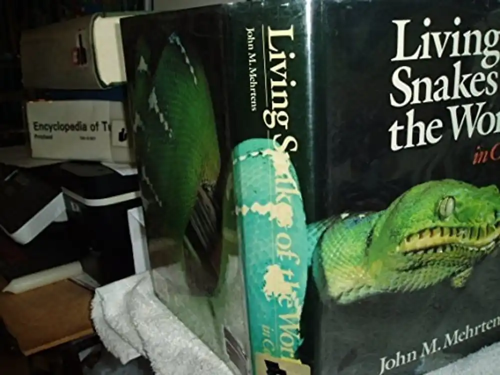Uitverkoop Living snakes of the world in color - John M. Mehrtens
