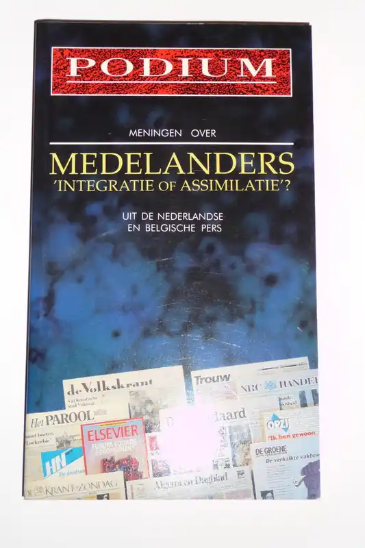 Medelanders integratie of assimilatie - PODIUMREEKS Gratis Verzending