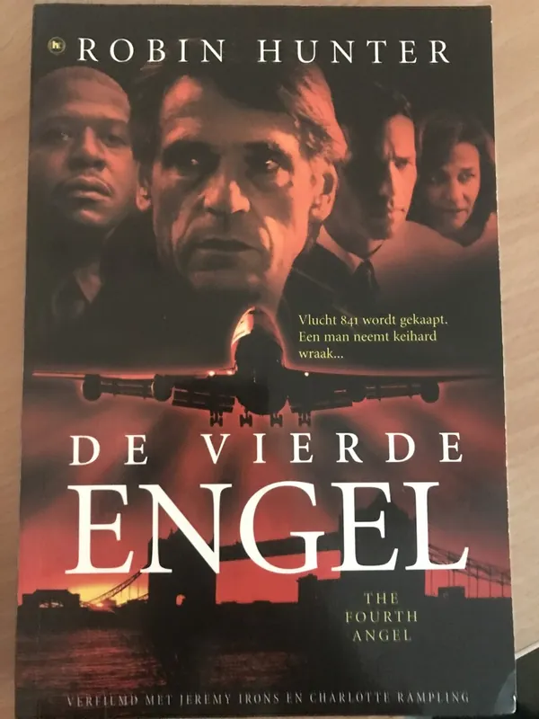 Laatste Versie DE VIERDE ENGEL - Robin Hunter
