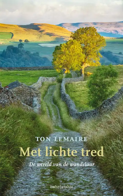 Weekendaanbieding Met lichte tred - Ton Lemaire