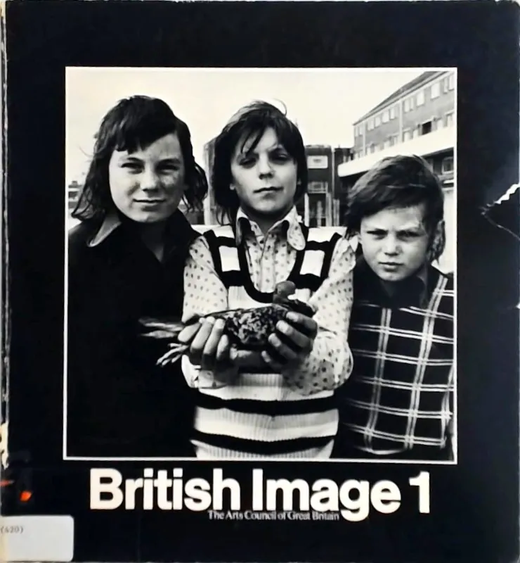 British Image 1 / Photographs by Homer Sykes, Claire Schwob, John Myers, Daniel Meadows, Bryn Campbell, Boslyn Banish, Ian Dobbie, Paul Carter - Campbell, Robin Shop Nu