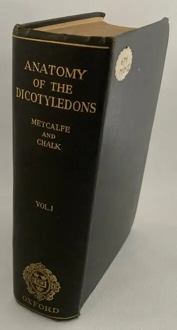 Laatste Versie Anatomy of the Dicotyledons. Leaves, stem, and wood in relation to taxonomy with notes on economic uses. Volume I - Metcalfe, C.R., L. Chalk,
