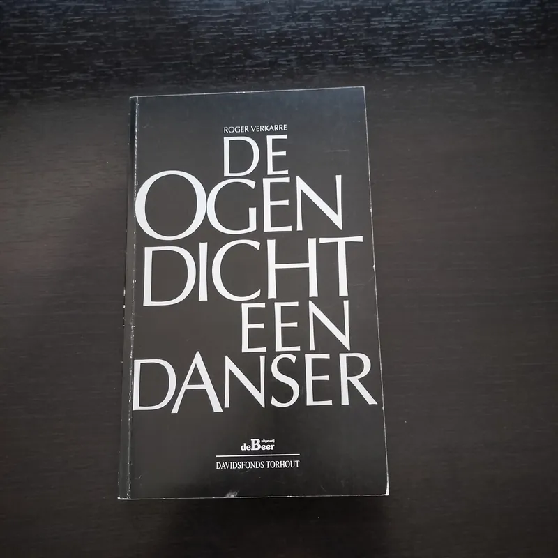 Betaalbaar De ogen dicht een danser - R. Verkarre