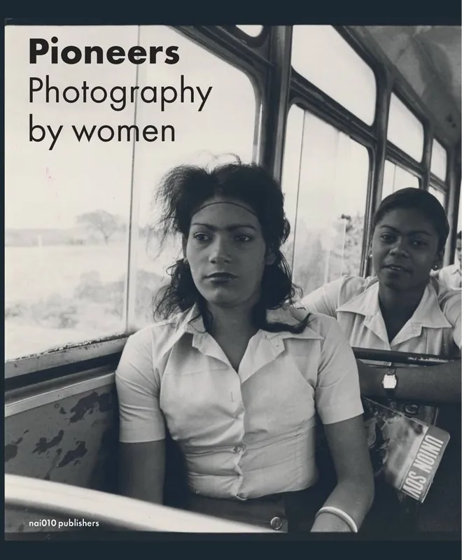 Pioneers - Photography by Women / 1st Edition Veilige Betaling