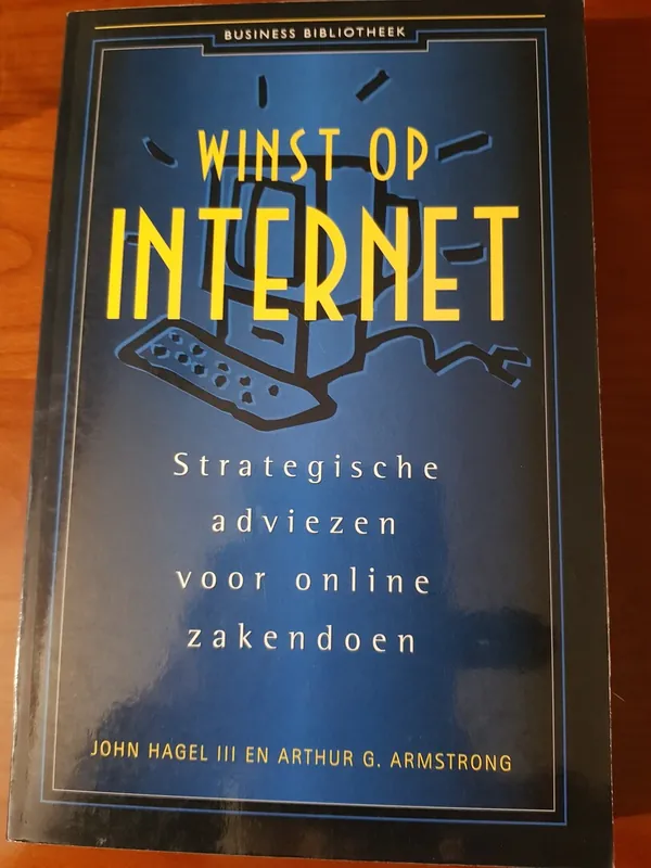 Op = Op Winst op Internet - J. Hagel; Adam Armstrong