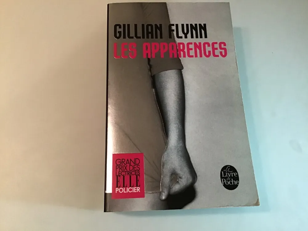 Weekendaanbieding Les apparances - Gillian Flynn