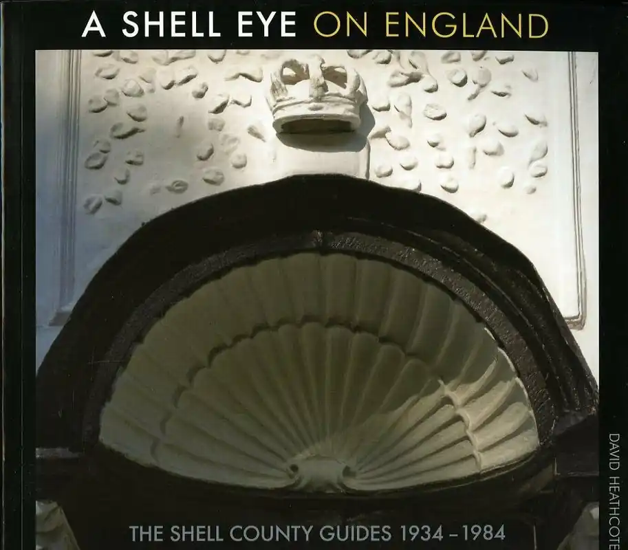 Dagaanbieding A shell eye on England - David Heathcote