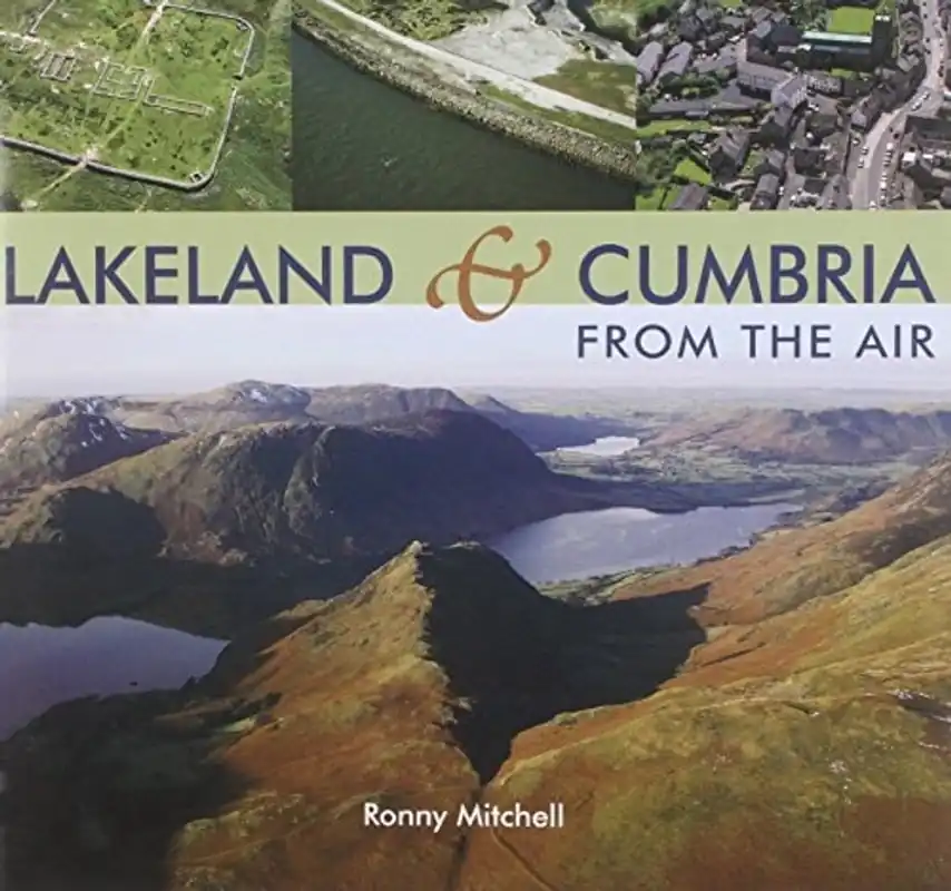Lakeland from the Air - Ronny Mitchell Populair