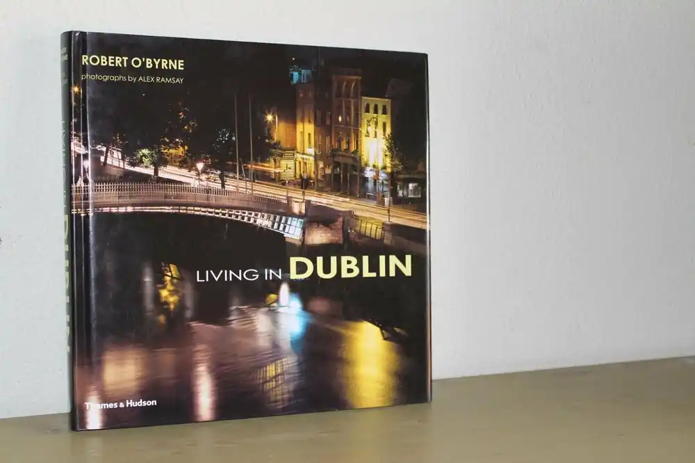 Living in Dublin - Robert O'Byrne Hete Deal