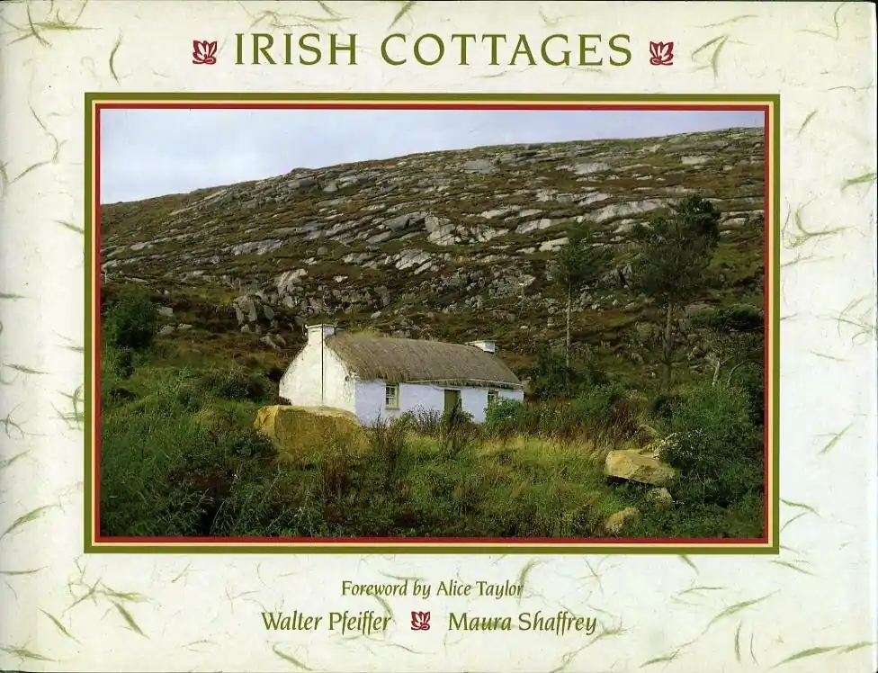 Hete Deal Irish cottages - Walter Pfeiffer