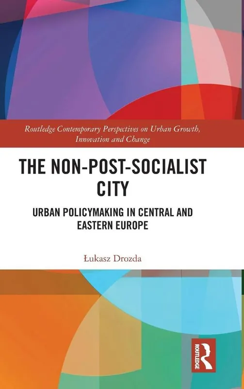 Meest Verkocht The Non-Post-Socialist City
